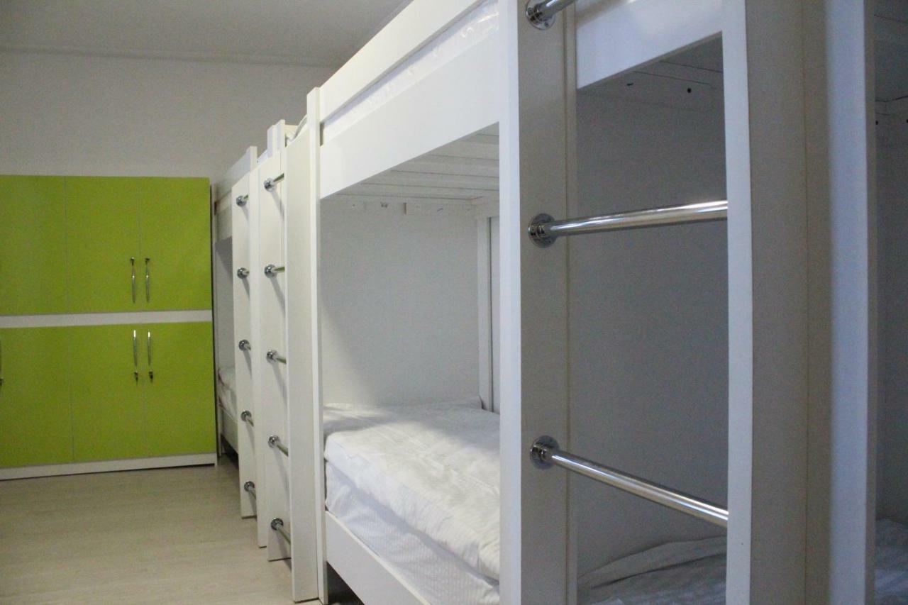 Park Hostel 奥什 外观 照片