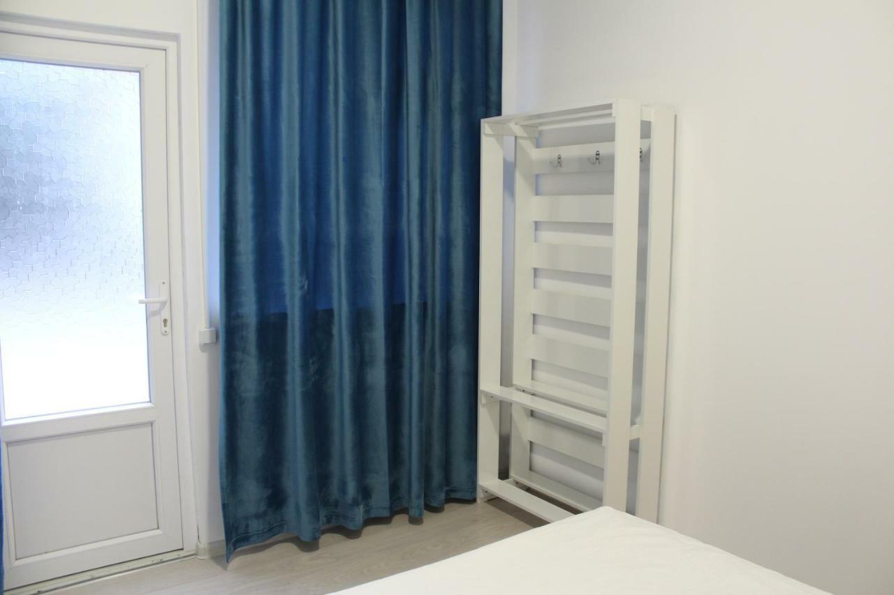 Park Hostel 奥什 外观 照片
