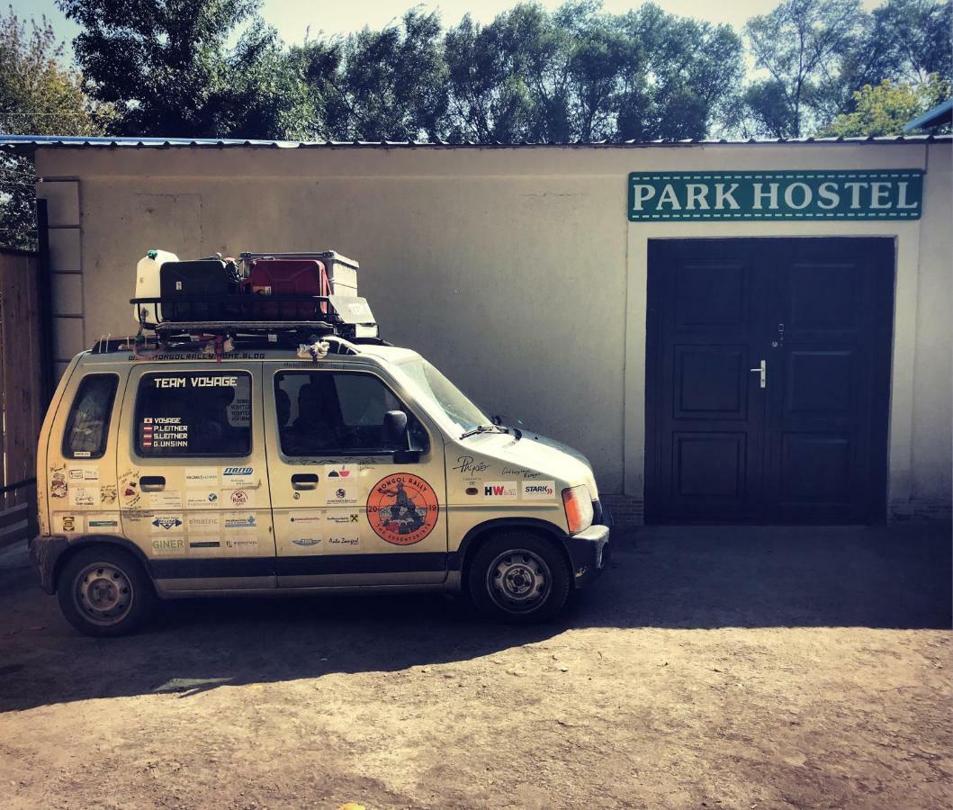 Park Hostel 奥什 外观 照片